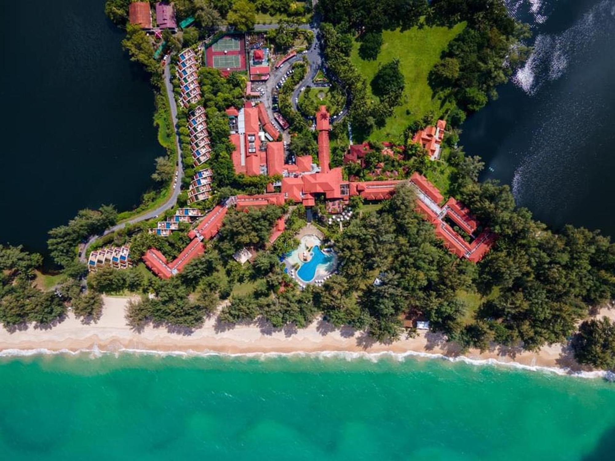 Dusit Thani Laguna Phuket Plaja Bang Tao Exterior foto Aerial view of the resort
